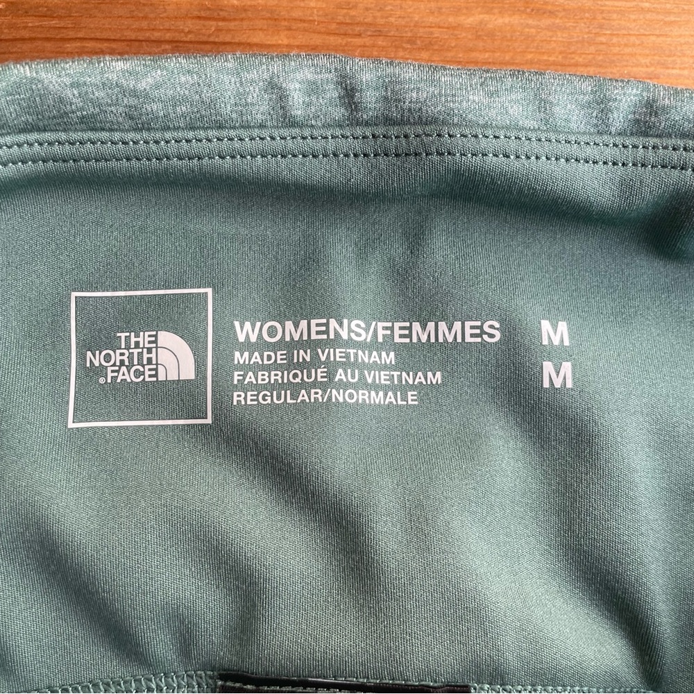The North Face Biker Shorts - Picture 4 of 6